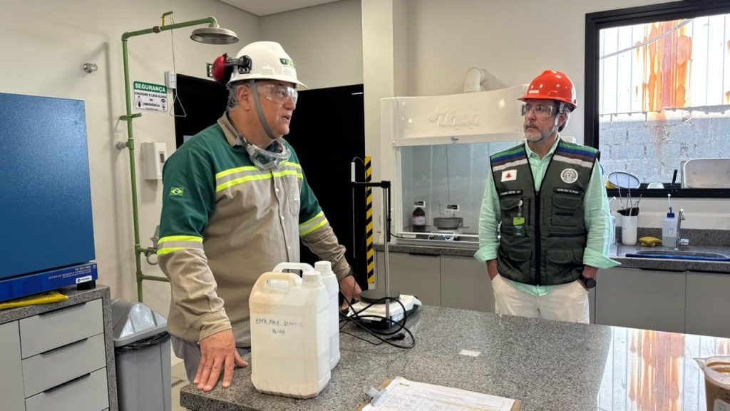 Órgãos ambientais de MG visitam projetos de terras raras na região de Poços de Caldas