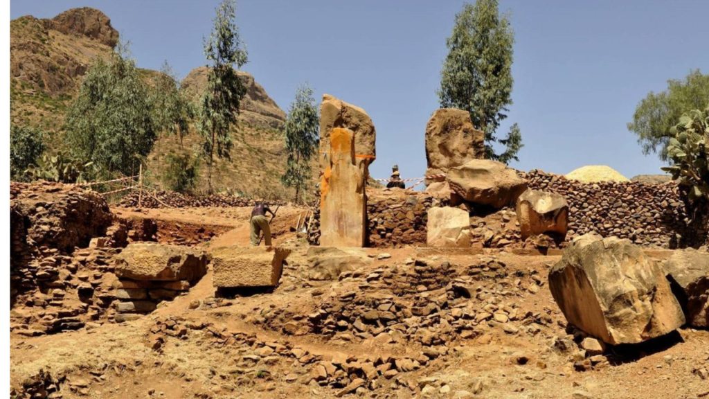 Palácio de Yeha, na Etiópia, aguentaria 16 andares há 2.800 anos sem aço nem concreto, mostram cálculos de engenheiros alemães sobre a obra de pedra e madeira