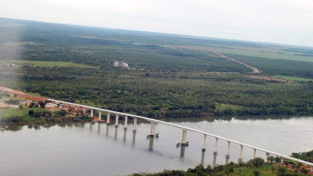 Ponte inaugurada em 2007 por R$ 92,7 milhões vai ser demolida, e a nova ponte custará R$ 430 milhões, 4,6 vezes mais Ponte inaugurada em 2007 por R$ 92,7 milhões vai ser demolida, e a nova ponte custará R$ 430 milhões, 4,6 vezes mais