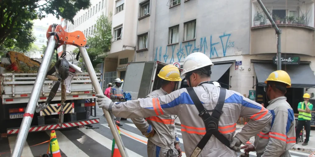 Procon paulistano multa Enel por falhas no fornecimento de energia Procon paulistano multa Enel por falhas no fornecimento de energia
