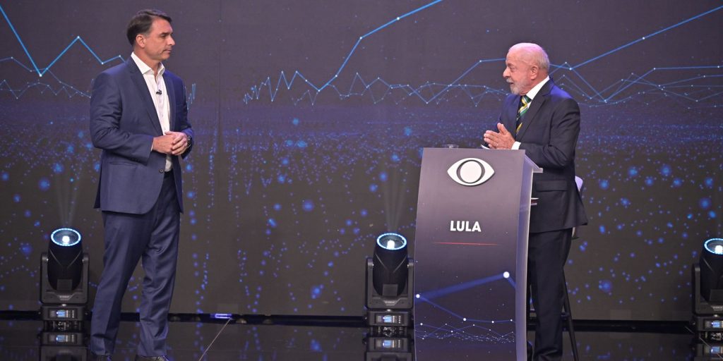 Campanha de Lula apresenta acordo com Flávio para abrir sigilos Campanha de Lula apresenta acordo com Flávio para abrir sigilos
