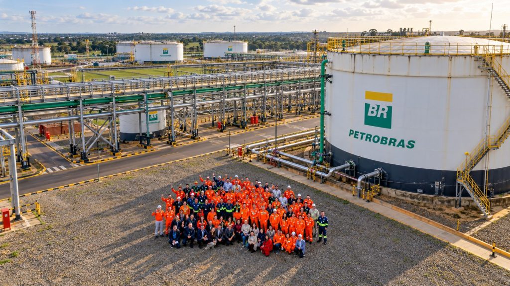 Empresa fecha contrato com a Petrobras para obras da fábrica de fertilizantes de US$ 1 bilhão após mais de uma década parada, e Enfil assume serviços por 660 dias na UFN-III