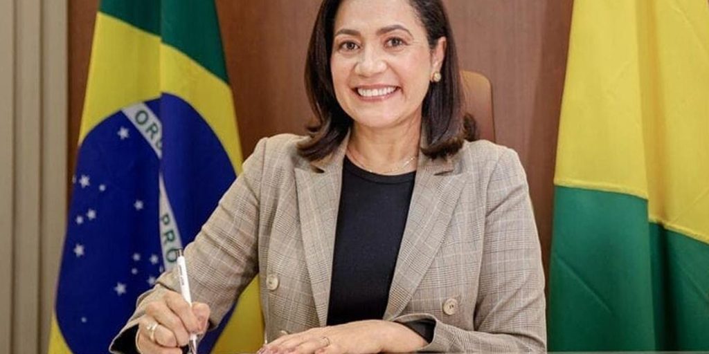 Mailza Assis é reeleita governadora do Acre Mailza Assis é reeleita governadora do Acre
