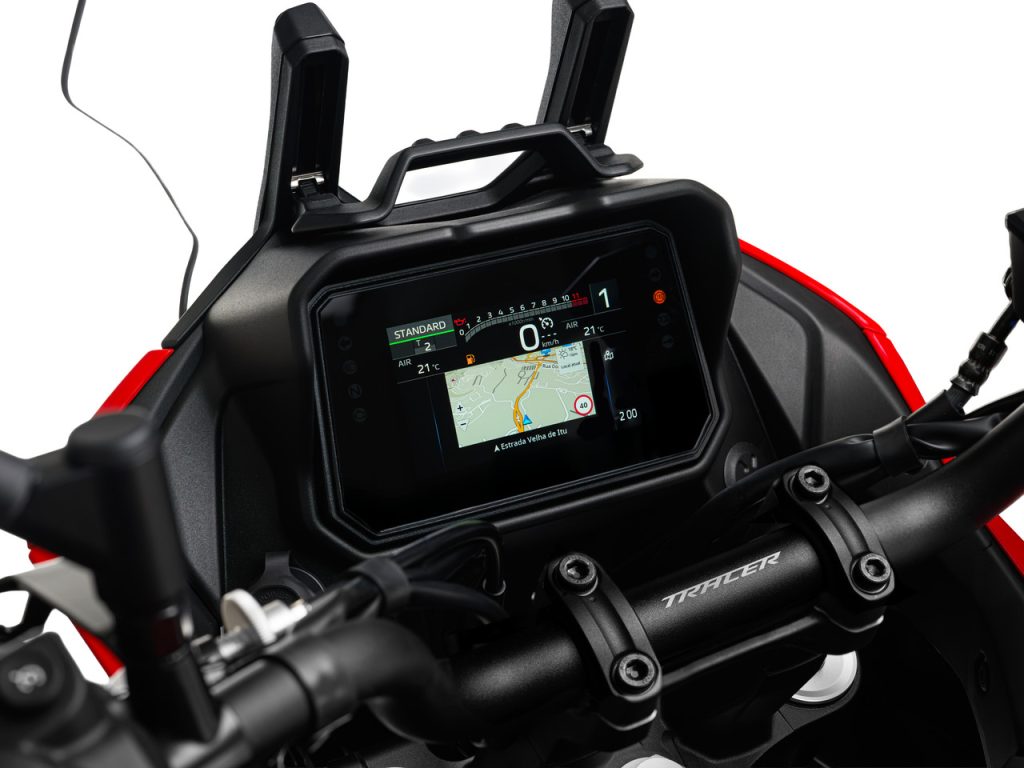 Yamaha põe nas ruas brasileiras a nova Tracer 7 2027 por R$ 59.990 com motor de 690 cc e 73,4 cv, acelerador eletrônico, revisão a cada 16 mil km + garantia de quatro anos